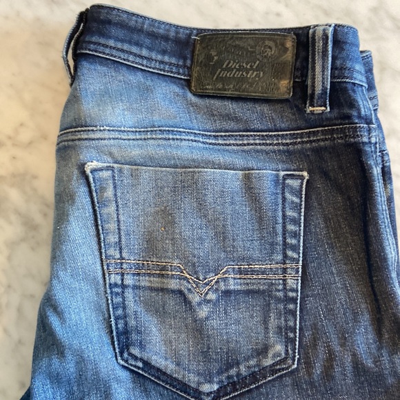 Diesel Viker regular straight fit, distressed men’s jean sz 32w 34Length - Picture 7 of 14